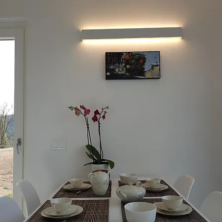 Сasa de vacaciones Pini House, Inside A Private Park, Pool, Tennis, Ac, Parking Next And Parking In Lerici! Lerici