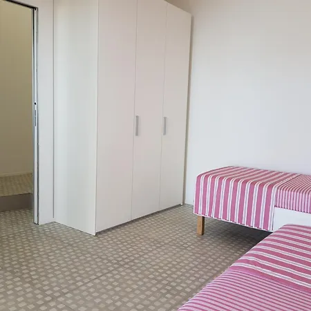 Pini House, Inside A Private Park, Pool, Tennis, Ac, Parking Next And Parking In Lerici!