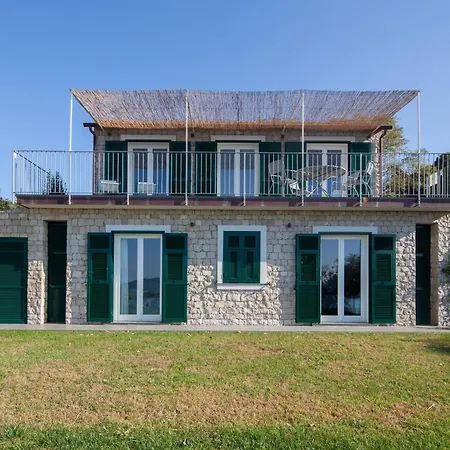 בית נופש Pini House, Inside A Private Park, Pool, Tennis, Ac, Parking Next And Parking In Lerici! לריצ'י