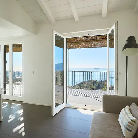Pini House, Inside A Private Park, Pool, Tennis, Ac, Parking Next And Parking In Lerici! * לריצ'י